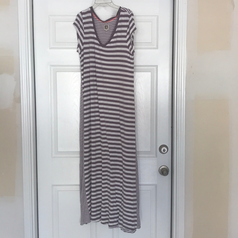 Short sleeved striped dress